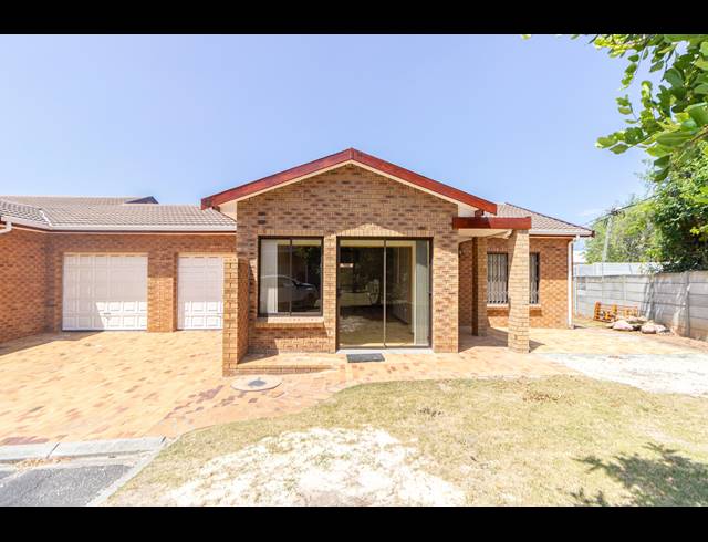 2 BEDROOM HOUSE FOR SALE IN DURBANVILLE CENTRAL